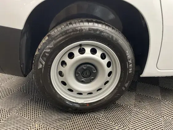 PEUGEOT PARTNER FGN III - voiture d'occasion - Photo 21