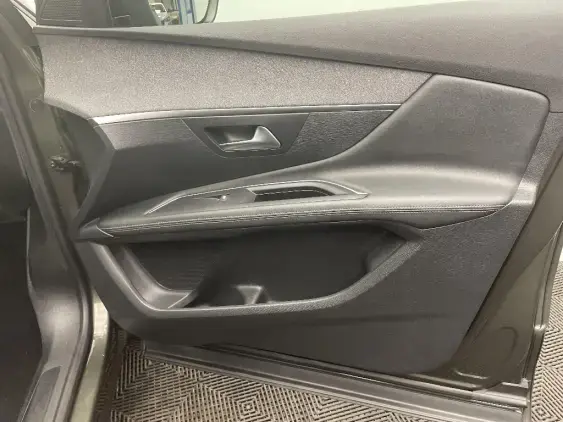 PEUGEOT 3008 II - voiture d'occasion - Photo 20