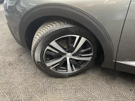 PEUGEOT 3008 II - voiture d'occasion - Photo 23