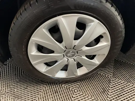 PEUGEOT 108 - voiture d'occasion - Photo 23