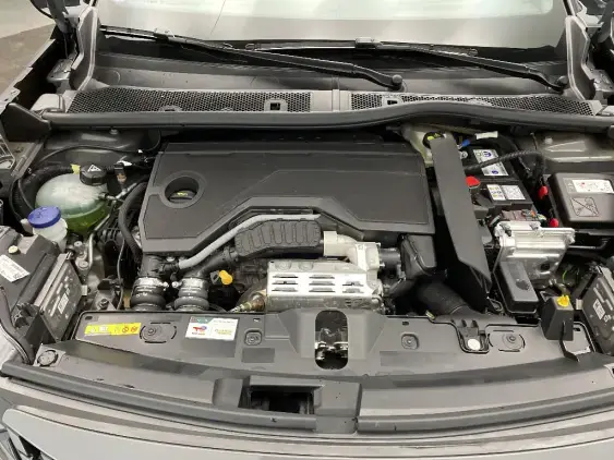 PEUGEOT 2008 II - voiture d'occasion - Photo 21