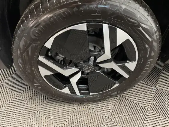 PEUGEOT 2008 II - voiture d'occasion - Photo 25