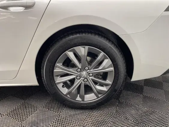 PEUGEOT 508 II - voiture d'occasion - Photo 24