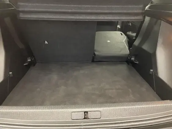 PEUGEOT 2008 II - voiture d'occasion - Photo 16