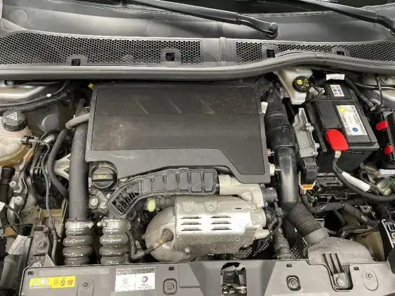 PEUGEOT 2008 II - voiture d'occasion - Photo 21