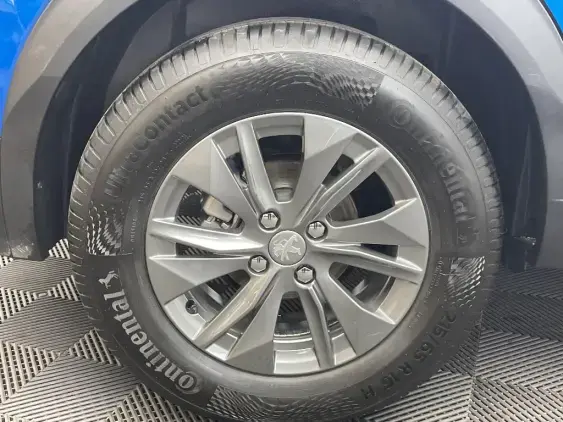 PEUGEOT 2008 II - voiture d'occasion - Photo 22