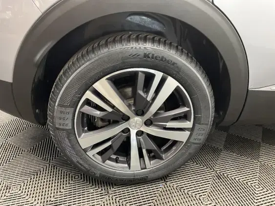 PEUGEOT 3008 II - voiture d'occasion - Photo 24