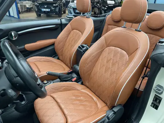 MINI CABRIOLET F57 LCI - voiture d'occasion - Photo 18