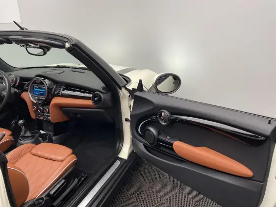 MINI CABRIOLET F57 LCI - voiture d'occasion - Photo 20