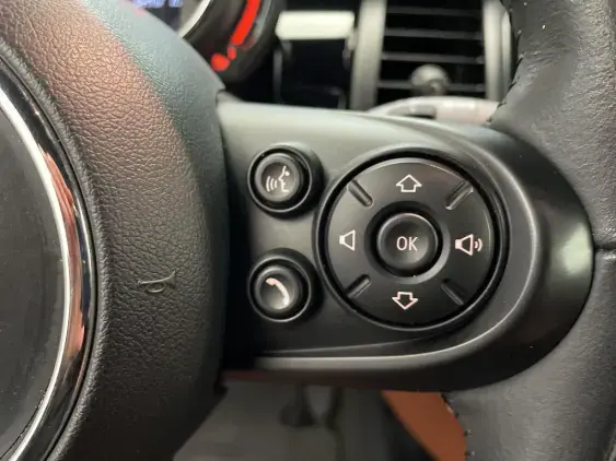 MINI CABRIOLET F57 LCI - voiture d'occasion - Photo 24