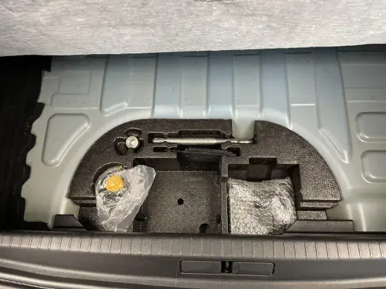 PEUGEOT 208 ELECTRIQUE II - voiture d'occasion - Photo 17