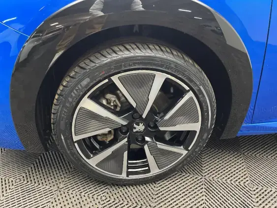 PEUGEOT 208 ELECTRIQUE II - voiture d'occasion - Photo 22