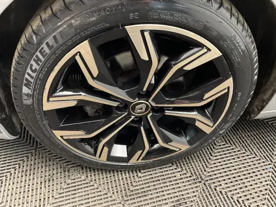 RENAULT CLIO V - voiture d'occasion - Photo 23