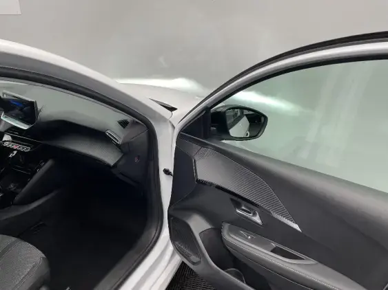 PEUGEOT 208 II - voiture d'occasion - Photo 20