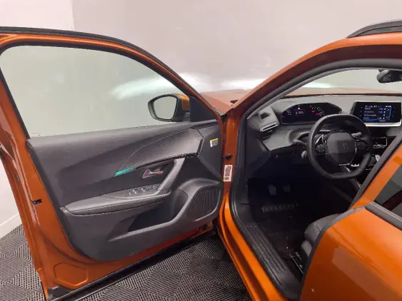 PEUGEOT 2008 II - voiture d'occasion - Photo 19