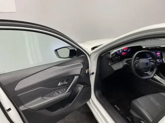 PEUGEOT 308 III - voiture d'occasion - Photo 19