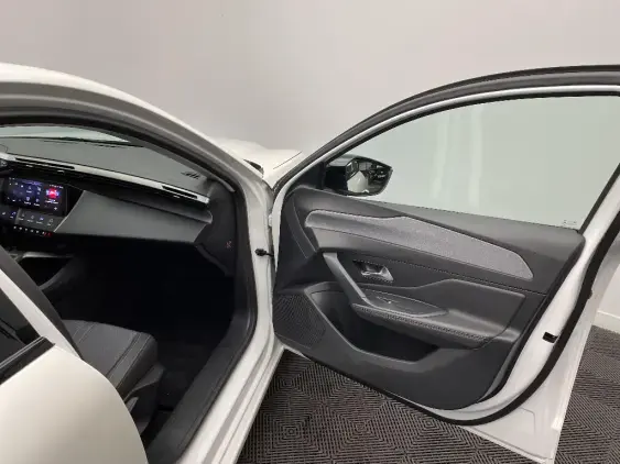 PEUGEOT 308 III - voiture d'occasion - Photo 20