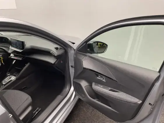 PEUGEOT 208 II - voiture d'occasion - Photo 20