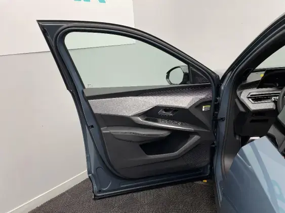 PEUGEOT 3008 III - voiture d'occasion - Photo 18