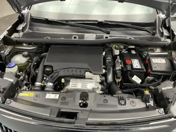 PEUGEOT 2008 II - voiture d'occasion - Photo 21