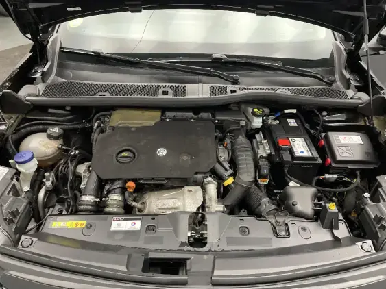 PEUGEOT 2008 II - voiture d'occasion - Photo 21