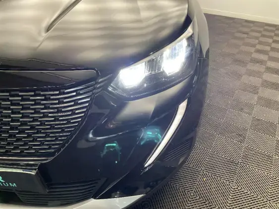 PEUGEOT 2008 II - voiture d'occasion - Photo 22