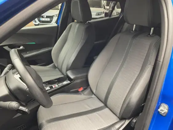 PEUGEOT 2008 ELECTRIQUE II - voiture d'occasion - Photo 18