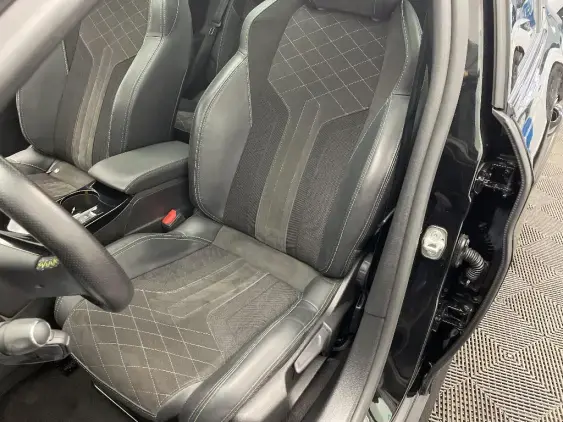 PEUGEOT 208 ELECTRIQUE II - voiture d'occasion - Photo 18