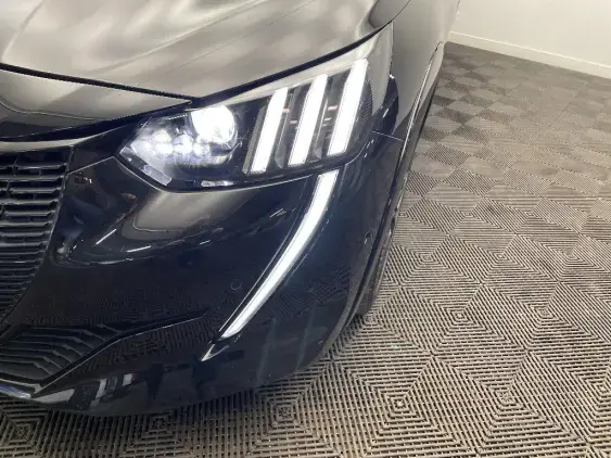 PEUGEOT 208 ELECTRIQUE II - voiture d'occasion - Photo 22