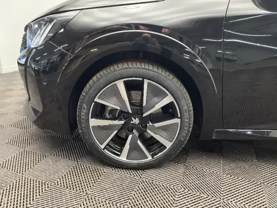 PEUGEOT 208 ELECTRIQUE II - voiture d'occasion - Photo 23