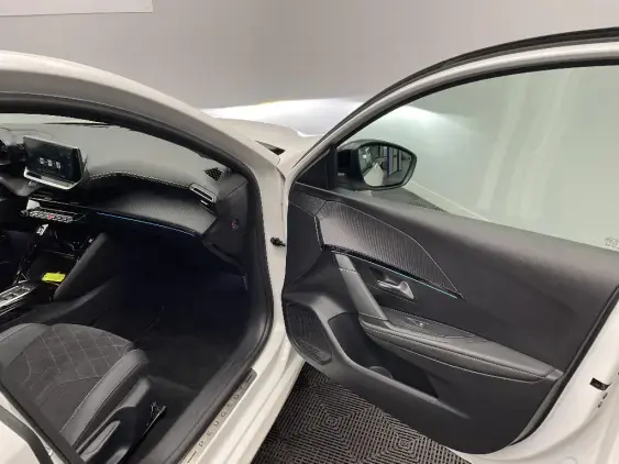 PEUGEOT 208 ELECTRIQUE II - voiture d'occasion - Photo 20