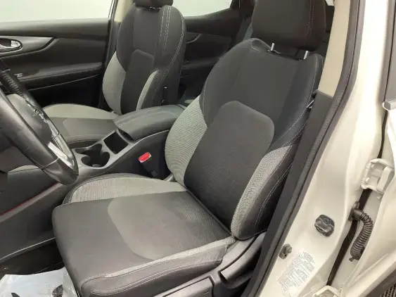 NISSAN QASHQAI II - voiture d'occasion - Photo 18