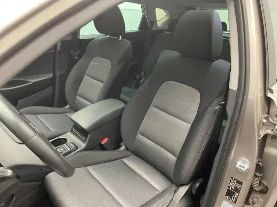 HYUNDAI TUCSON II - voiture d'occasion - Photo 18