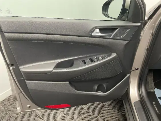 HYUNDAI TUCSON II - voiture d'occasion - Photo 19