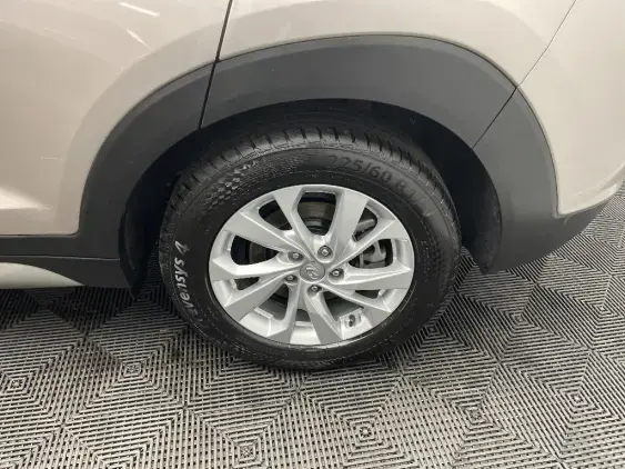 HYUNDAI TUCSON II - voiture d'occasion - Photo 24