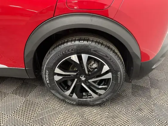 PEUGEOT 2008 II - voiture d'occasion - Photo 24