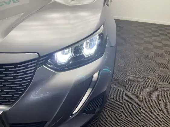 PEUGEOT 2008 ELECTRIQUE II - voiture d'occasion - Photo 22