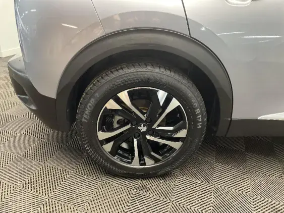 PEUGEOT 2008 ELECTRIQUE II - voiture d'occasion - Photo 25