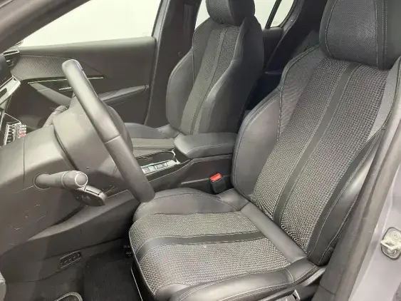 PEUGEOT 208 ELECTRIQUE II - voiture d'occasion - Photo 18