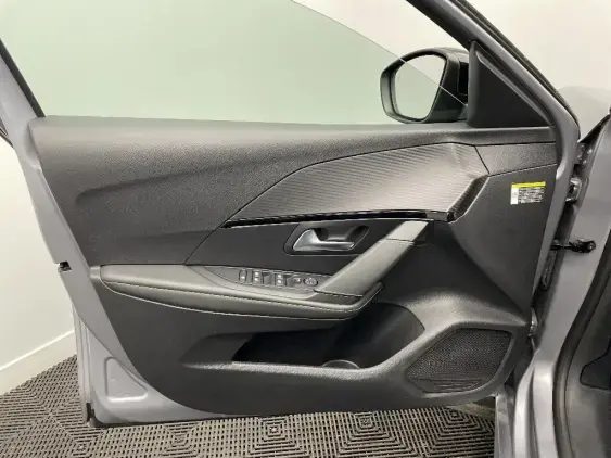 PEUGEOT 208 ELECTRIQUE II - voiture d'occasion - Photo 19