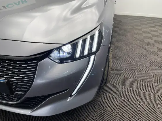 PEUGEOT 208 ELECTRIQUE II - voiture d'occasion - Photo 22