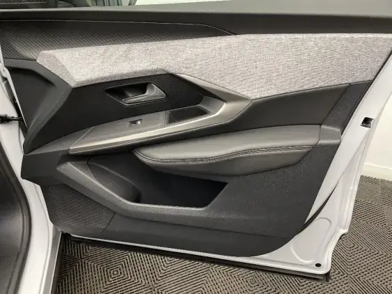 PEUGEOT 3008 III - voiture d'occasion - Photo 19