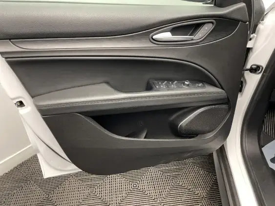 ALFA ROMEO STELVIO - voiture d'occasion - Photo 19