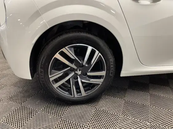 PEUGEOT 208 BUSINESS R II - voiture d'occasion - Photo 25