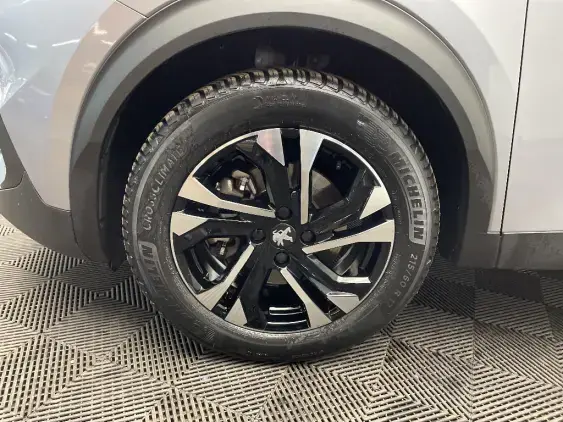 PEUGEOT 2008 II - voiture d'occasion - Photo 23