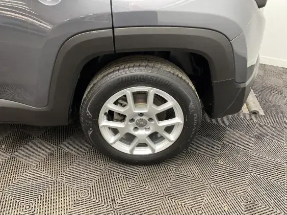 JEEP RENEGADE - voiture d'occasion - Photo 24