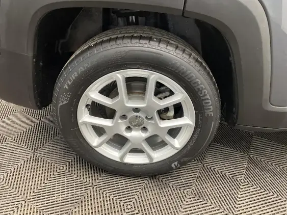 JEEP RENEGADE - voiture d'occasion - Photo 25