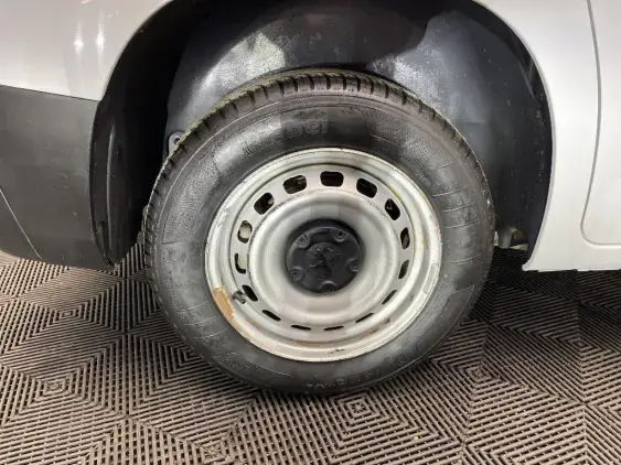 PEUGEOT PARTNER III - voiture d'occasion - Photo 21