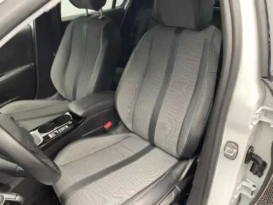 PEUGEOT 208 BUSINESS R II - voiture d'occasion - Photo 18