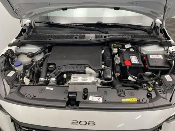 PEUGEOT 208 BUSINESS R II - voiture d'occasion - Photo 21